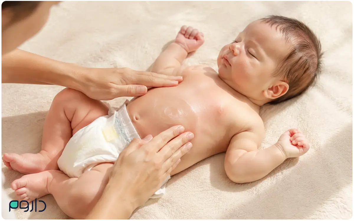 آموزش ماساژ شکم و بهترین روش درمان خانگی نفخ نوزاد